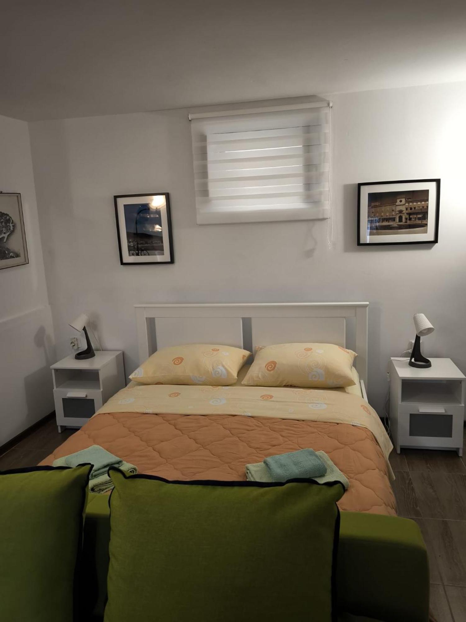 Studio Apartman Nona Angela-Valun Cres Exterior foto